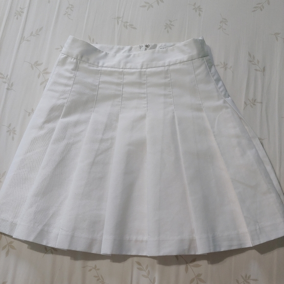 Aritzia Sunday Best White Pleated Skirt Size 0 - Picture 7 of 13